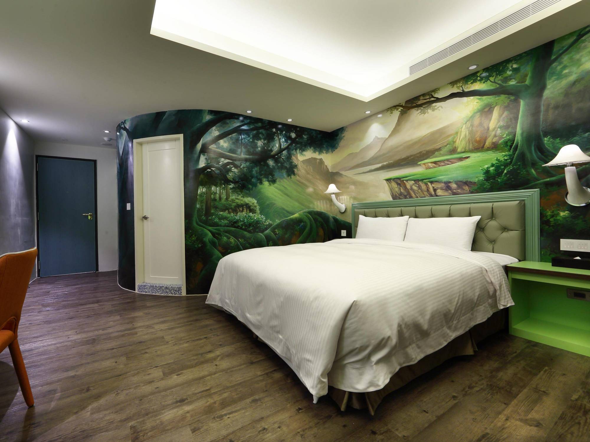 Shichi Hotel Kaohsiung Bagian luar foto