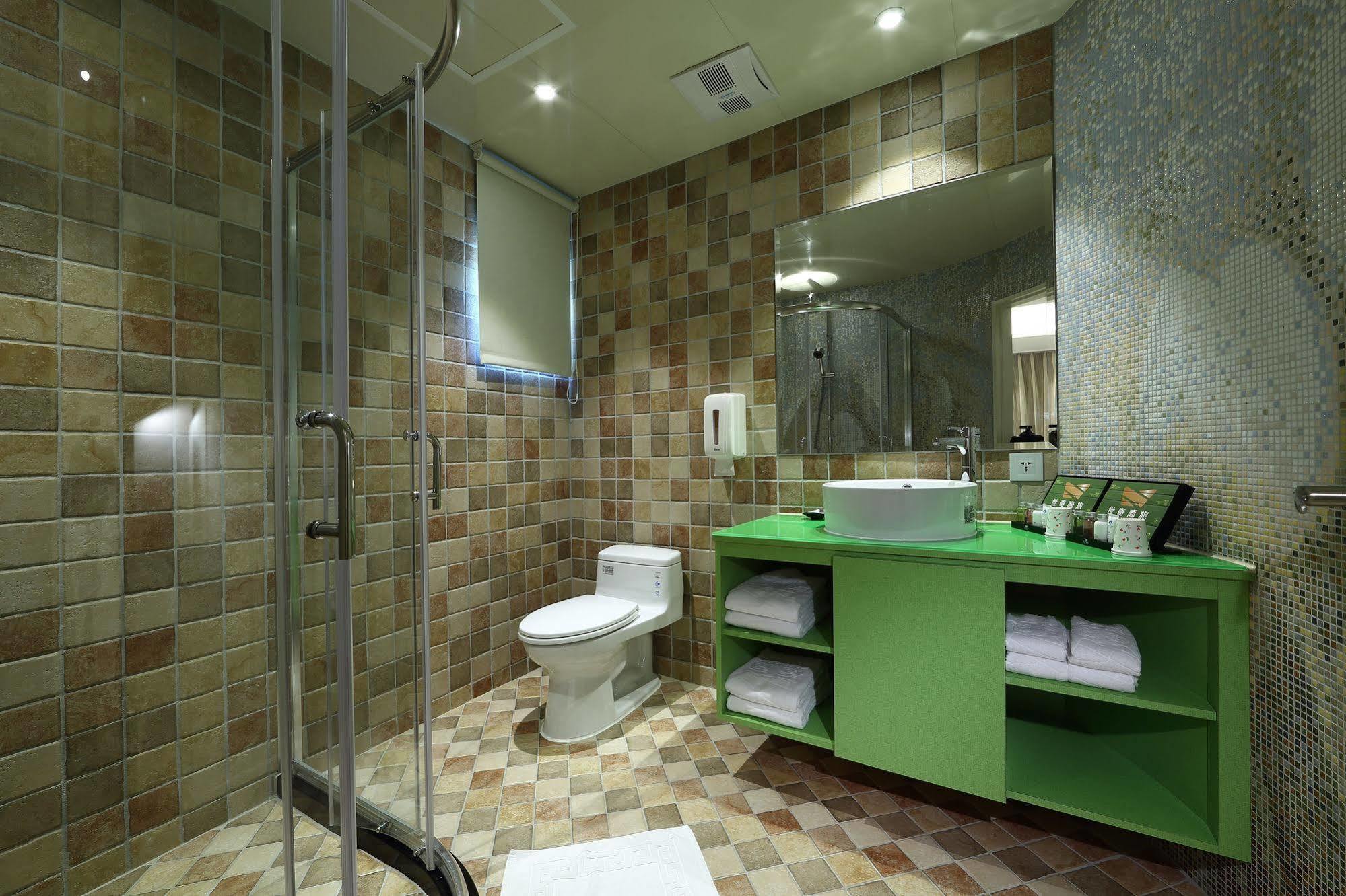 Shichi Hotel Kaohsiung Bagian luar foto